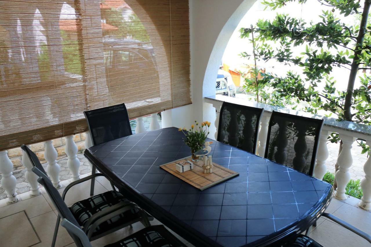 Apartments Vir Delfin ภายนอก รูปภาพ