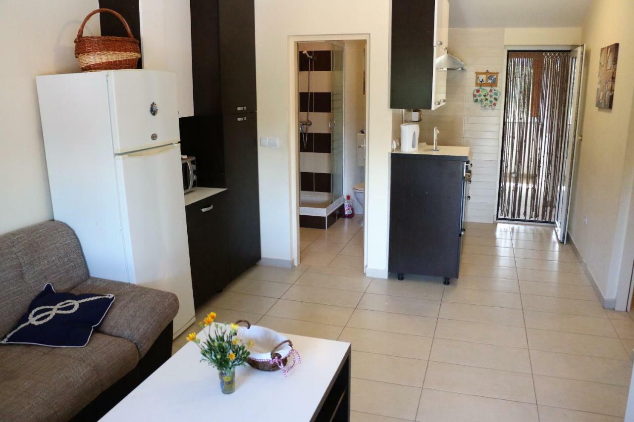 Apartments Vir Delfin ภายนอก รูปภาพ